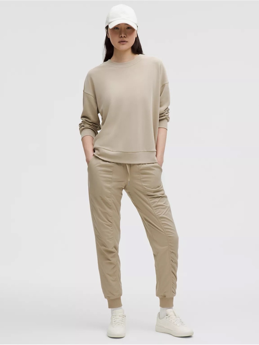 lululemon athletica Dance Studio Mid-Rise Jogger - lined. Brand NWT. Never worn